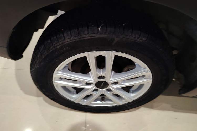 Used Dayun Yuehu 2022 Two-Wheel Drive Enjoyment Edition Right Rear Wheel Hub