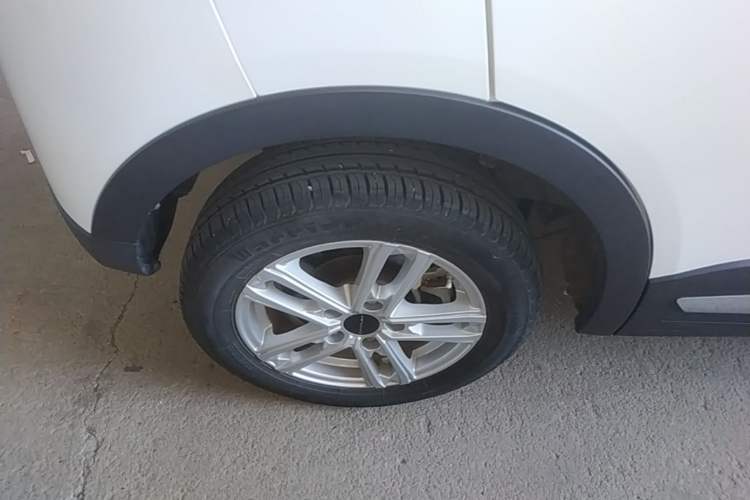 Used Dayun Yuehu 2022 30.66 kWh Two-Wheel Drive Standard Version Right Rear Wheel Hub