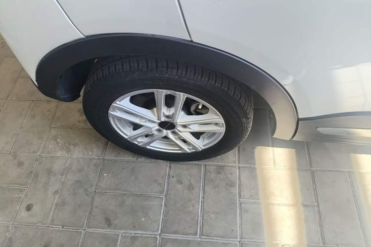 Used Dayun Yuehu 2022 30.66 kWh Two-Wheel Drive Standard Version Right Rear Wheel Hub