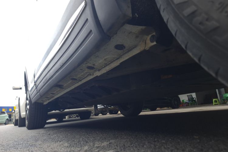 Used Dayun Yuehu 2022 30.66 kWh Two-Wheel Drive VIP Edition Right Side Sill