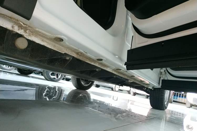 Used Dayun Yuehu 2022 300 Standard Edition Right Side Sill