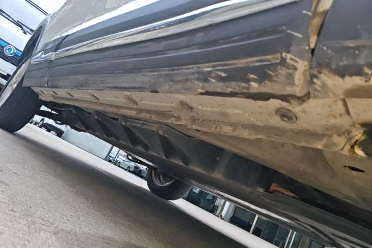 Used Dayun Yuehu 2022 30.66 kWh Two-Wheel Drive Standard Version Right Side Sill