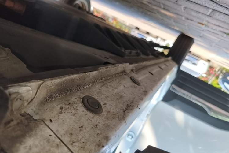 Used Dayun Yuehu 2022 300 Standard Edition Right Side Sill