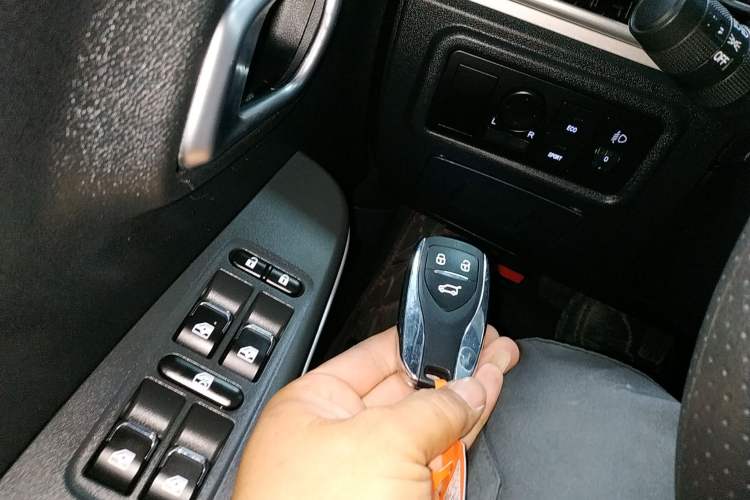 Used Dayun Yuehu 2022 300 Standard Edition Vehicle Key