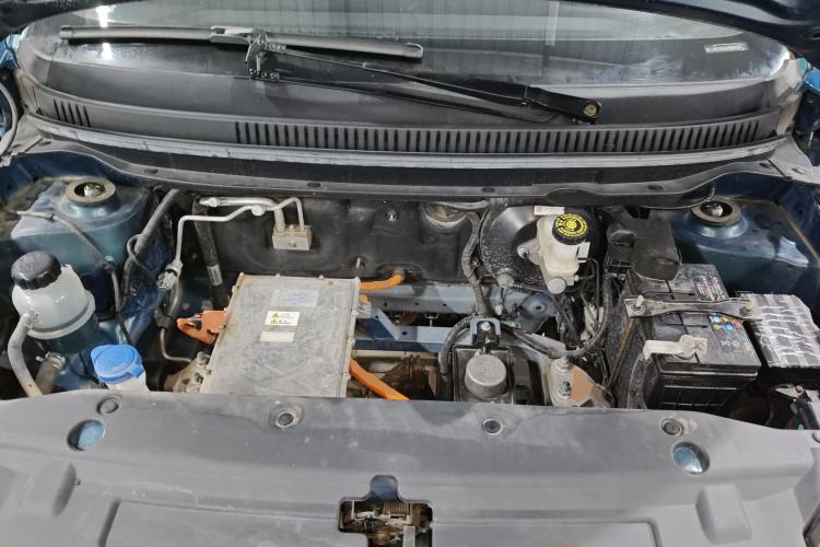 Used Dayun Yuehu 2023 300 Standard Edition Engine Bay