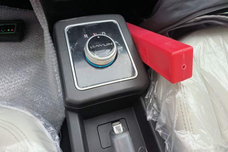 Used Dayun Yuehu 2023 230 Standard Edition Gear Lever