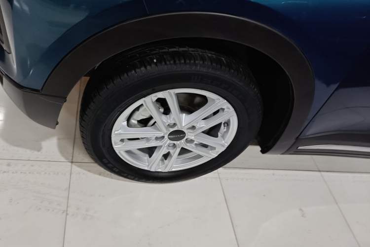 Used Dayun Yuehu 2023 300 Standard Edition Left Front Wheel Hub