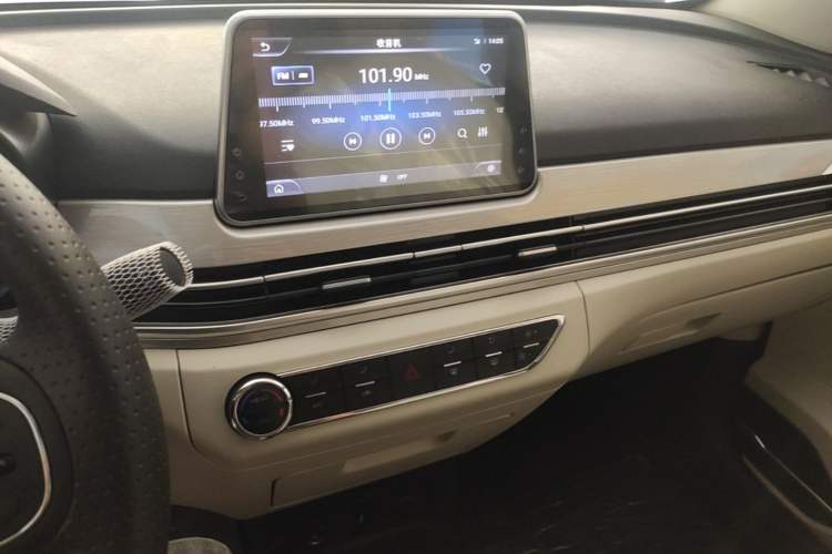 Used Dayun Yuehu 2023 230 Standard Edition Audio And AC Panel