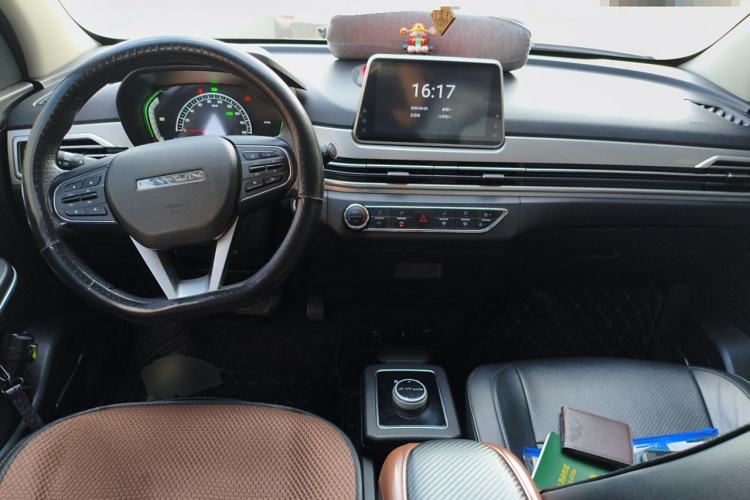 Used Dayun Yuehu 2023 300 Standard Edition Center Console