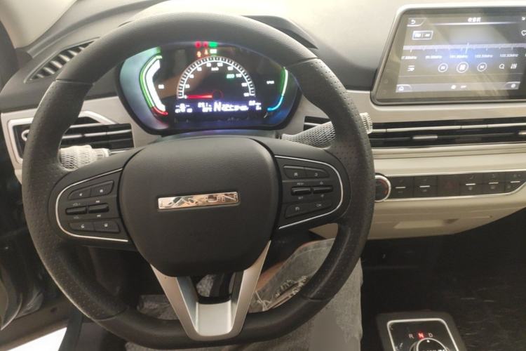 Used Dayun Yuehu 2023 230 Standard Edition Center Console