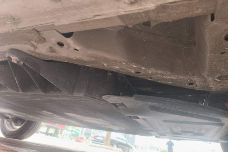 Used Dayun Yuehu 2023 300 Standard Edition Chassis Front Right