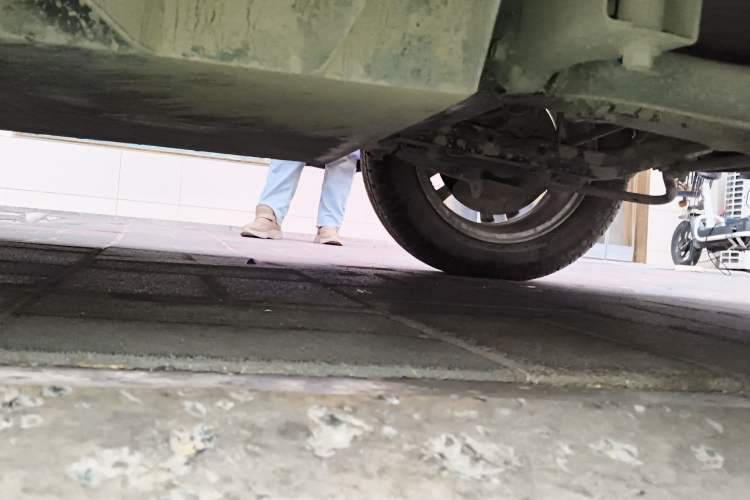 Used Dayun Yuehu 2023 300 Standard Edition Chassis Rear Left