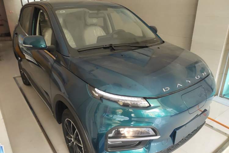 Used Dayun Yuehu 2023 230 Standard Edition Front Right 45 Deg