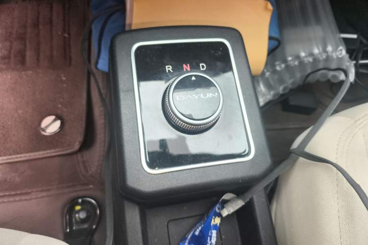 Used Dayun Yuehu 2023 300 Standard Edition Gear Lever