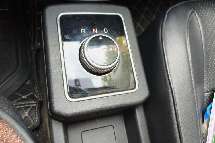 Used Dayun Yuehu 2023 300 Standard Edition Gear Lever