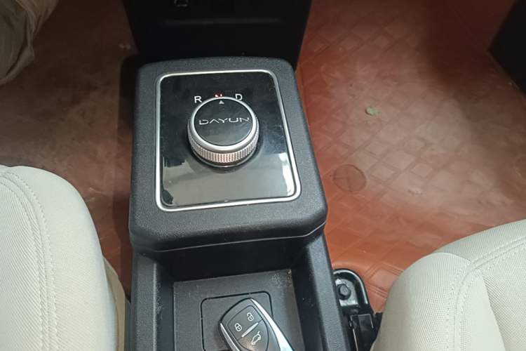 Used Dayun Yuehu 2023 230 Standard Edition Gear Lever