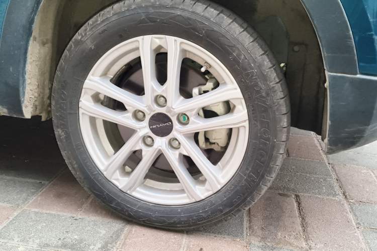 Used Dayun Yuehu 2023 300 Standard Edition Right Front Wheel Hub