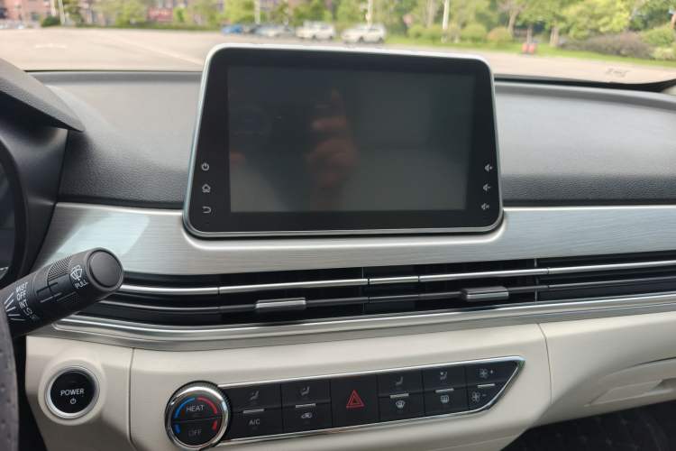 Used Dayun Yuehu 2023 230 Standard Edition Audio And AC Panel