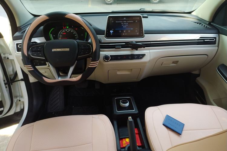 Used Dayun Yuehu 2023 330 Standard Edition Center Console