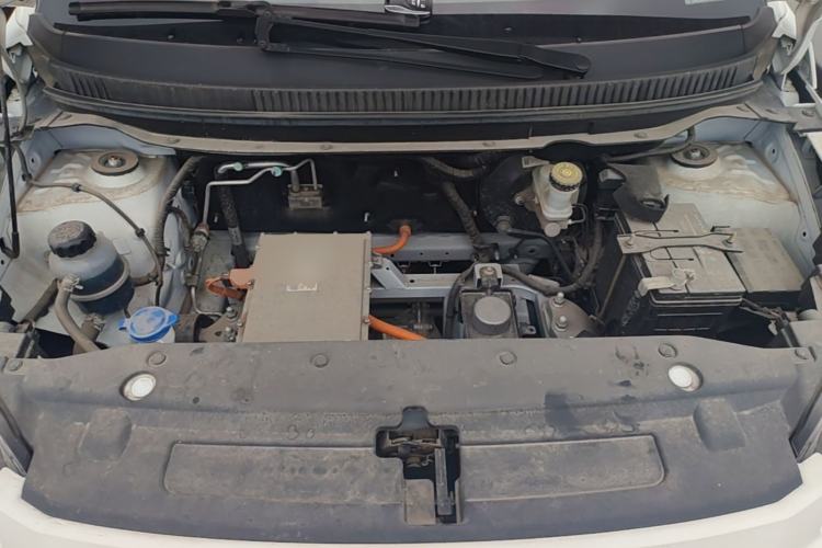 Used Dayun Yuehu 2023 230 Standard Edition Engine Bay