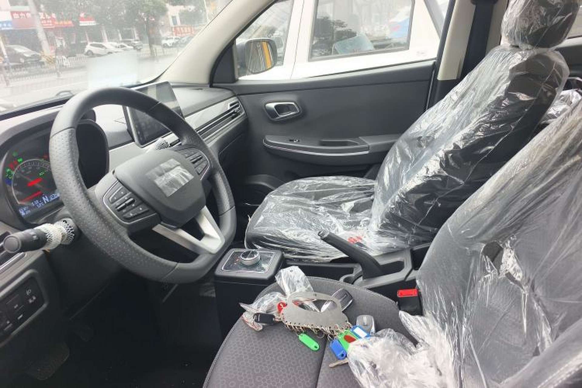 Used Dayun Yuehu 2023 300 Standard Edition Left Front Seat