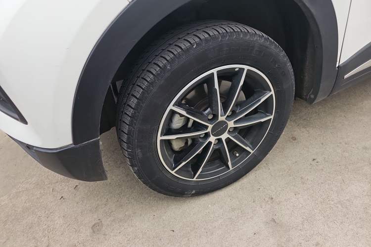 Used Dayun Yuehu 2023 230 Standard Edition Left Front Wheel Hub