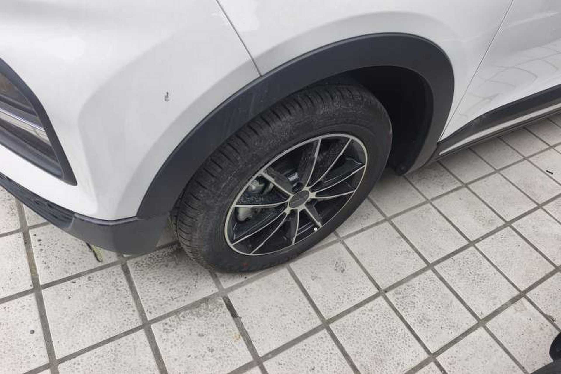 Used Dayun Yuehu 2023 300 Standard Edition Left Front Wheel Hub