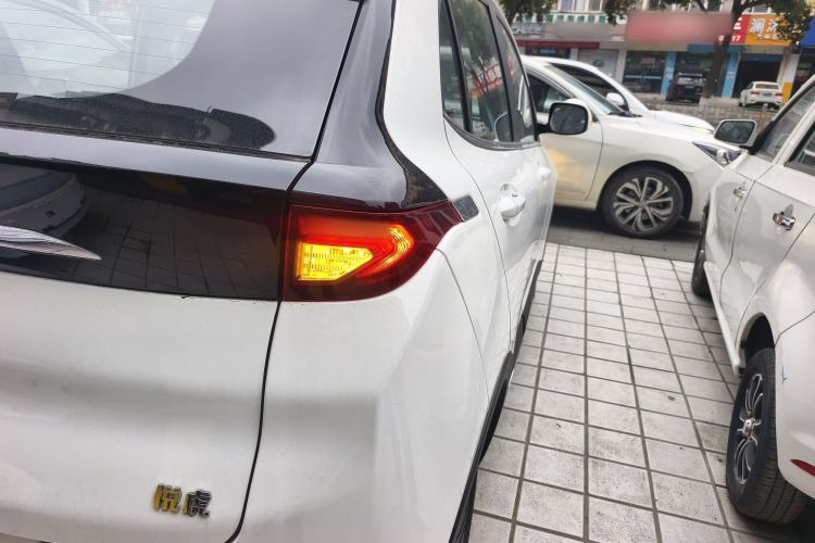 Used Dayun Yuehu 2023 300 Standard Edition Right Rear Taillight