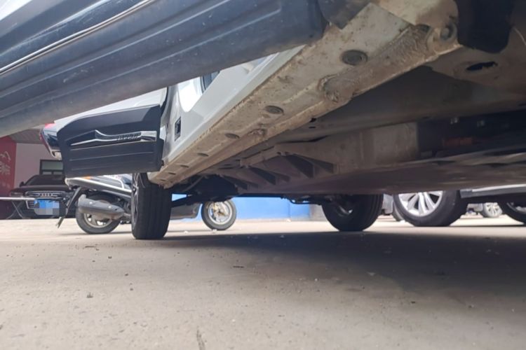 Used Dayun Yuehu 2023 230 Standard Edition Right Side Sill