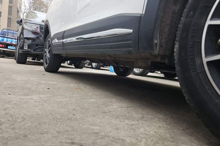 Used Dayun Yuehu 2023 230 Standard Edition Right Side Sill