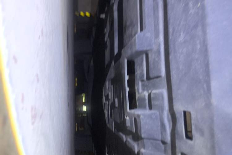 Used Deepal G318 2024 Four-Wheel-Drive Air Suspension Model Chassis Front