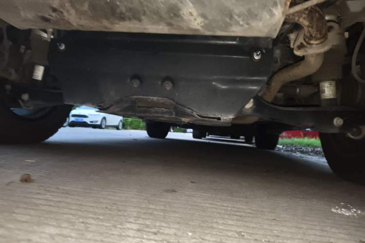 Used Deepal G318 2024 Four-Wheel-Drive Air Suspension Model Chassis Rear