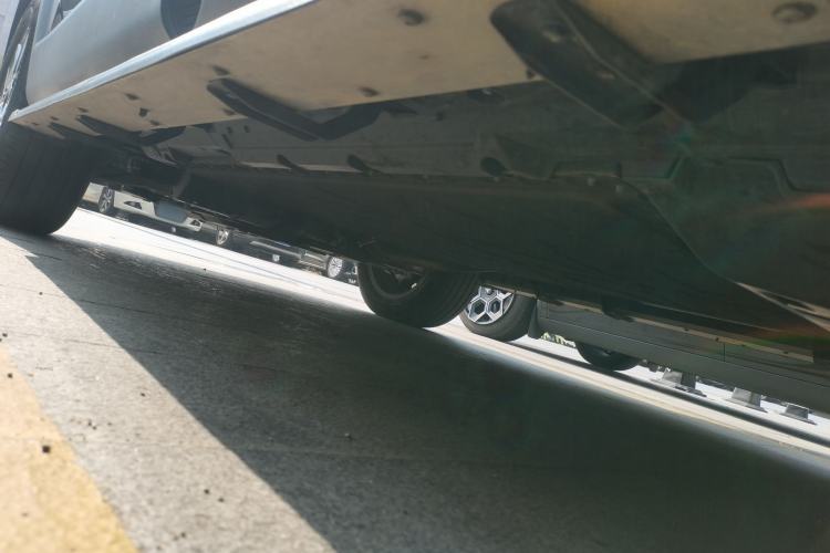 Used Deepal G318 2024 Four-Wheel-Drive Air Suspension Model Chassis Rear Left
