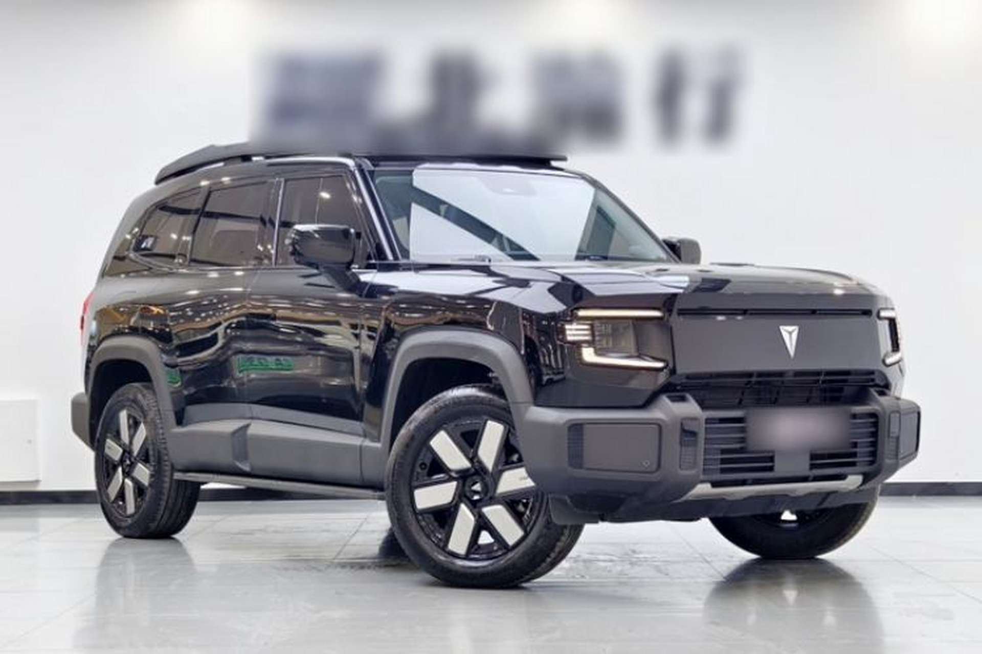 Used Deepal G318 2024 Four-Wheel-Drive Air Suspension Model Exterior 2