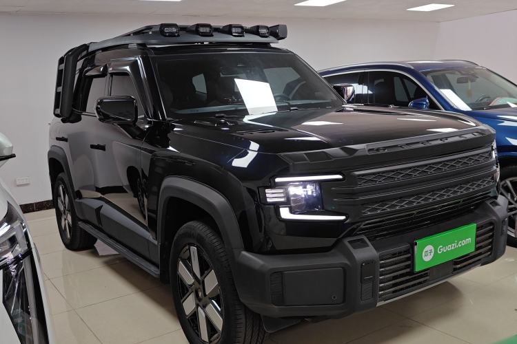Used Deepal G318 2024 Four-Wheel-Drive Air Suspension Model Front Right 45 Deg