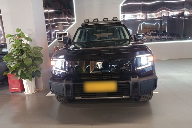Used Deepal G318 2024 Four-Wheel-Drive Air Suspension Model Front