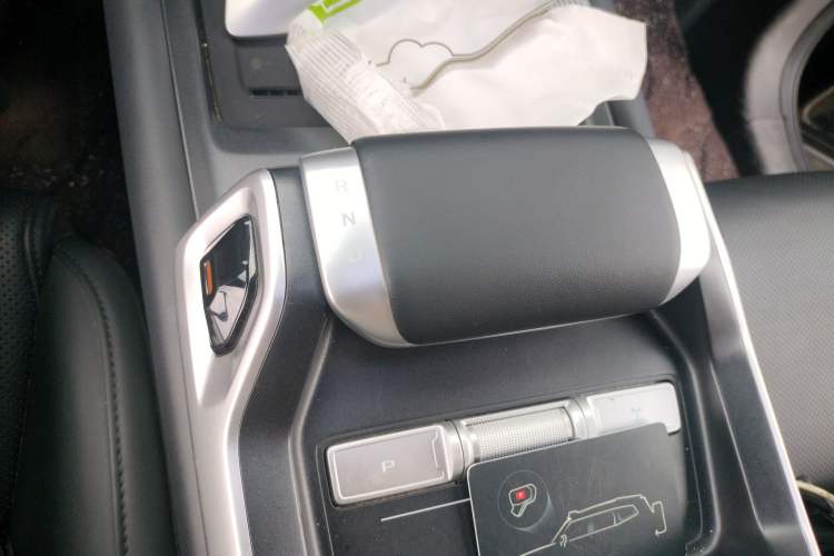 Used Deepal G318 2024 Four-Wheel Drive Comfort Edition Gear Lever