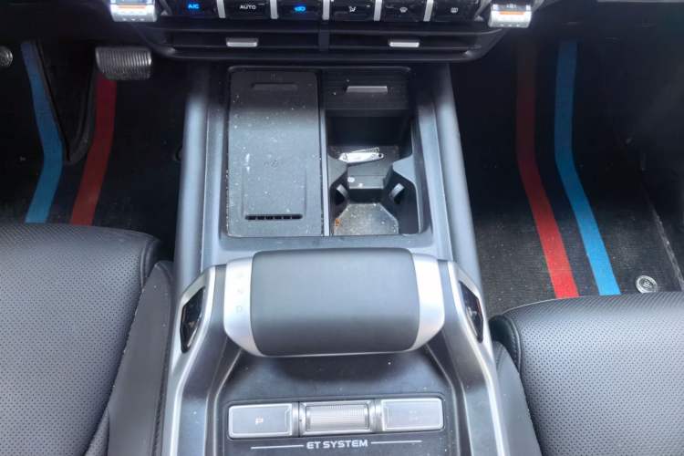 Used Deepal G318 2024 Four-Wheel Drive Comfort Edition Gear Lever