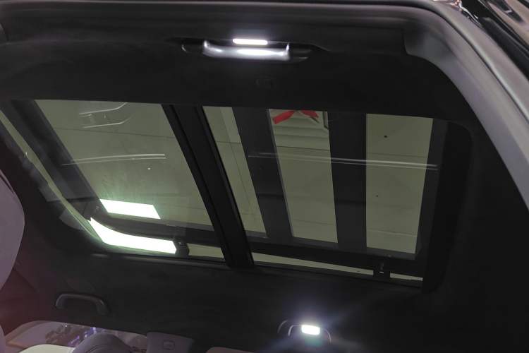 Used Deepal G318 2024 Four-Wheel-Drive Air Suspension Model Headliner