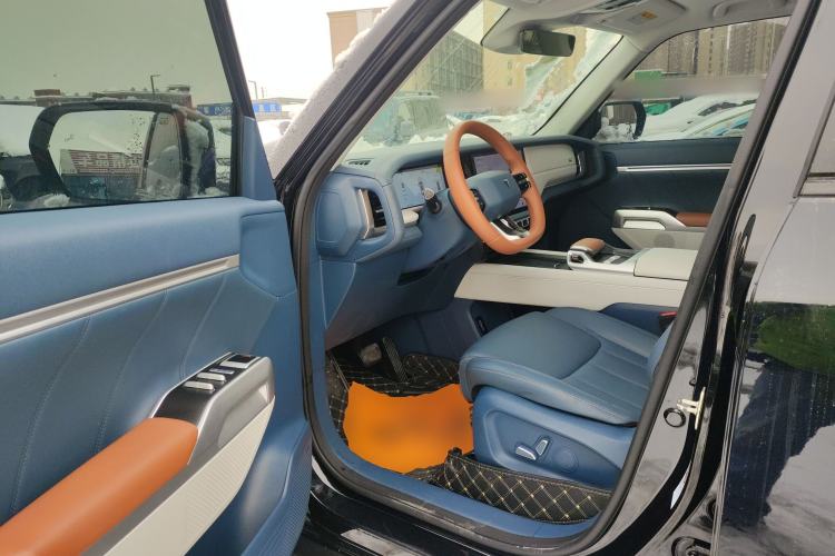 Used Deepal G318 2024 Two-Wheel Drive Air Suspension Version Interior 3