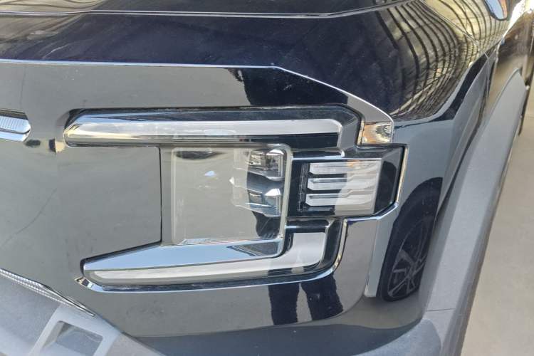 Used Deepal G318 2024 Four-Wheel Drive Comfort Edition Left Front Headlight
