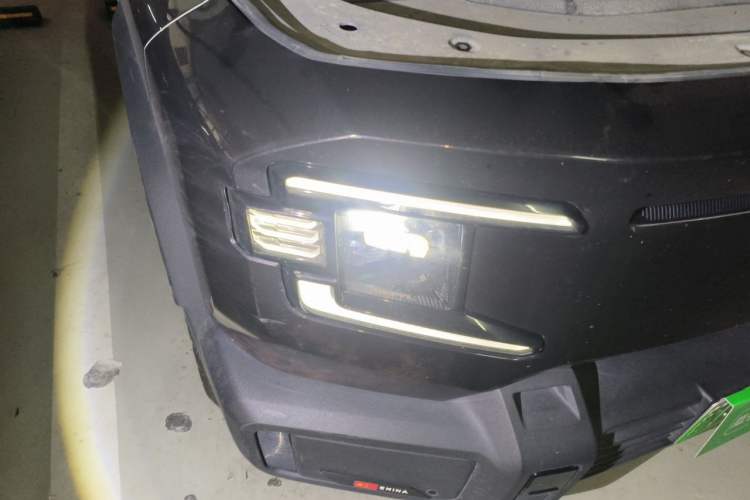 Used Deepal G318 2024 Four-Wheel Drive Comfort Edition Right Front Headlight