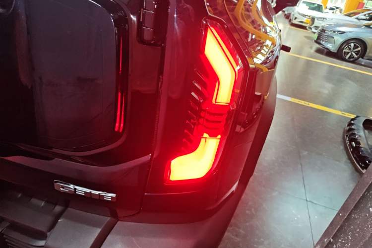 Used Deepal G318 2024 Two-Wheel Drive Comfort Edition Right Rear Taillight