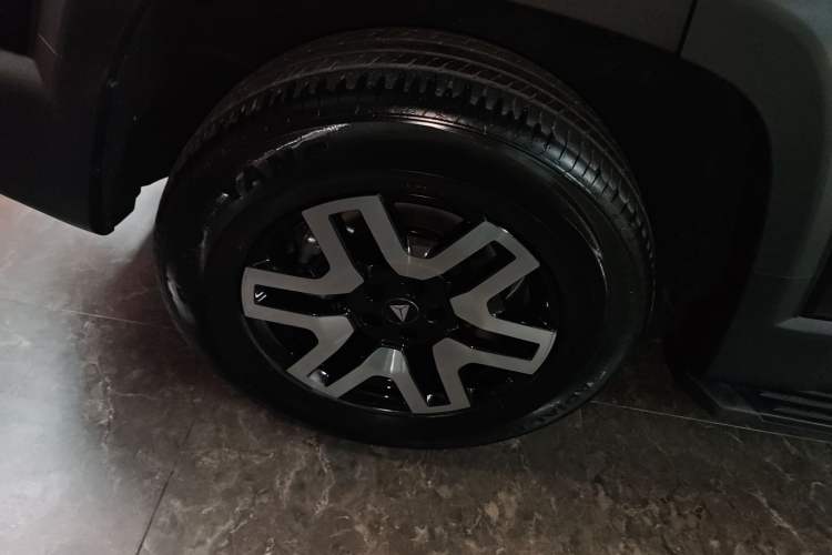 Used Deepal G318 2024 Two-Wheel Drive Comfort Edition Right Rear Wheel Hub
