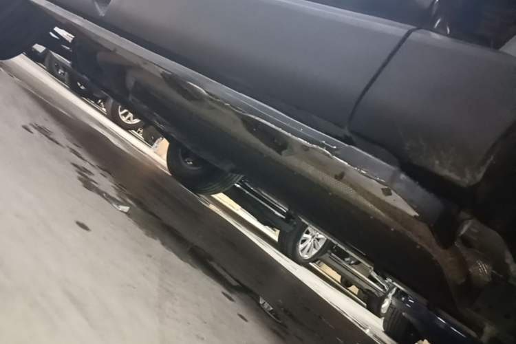 Used Deepal G318 2024 Four-Wheel Drive Comfort Edition Right Side Sill