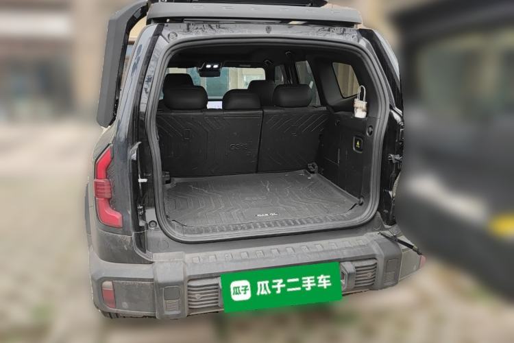 Used Deepal G318 2024 Two-Wheel Drive Comfort Edition Trunk