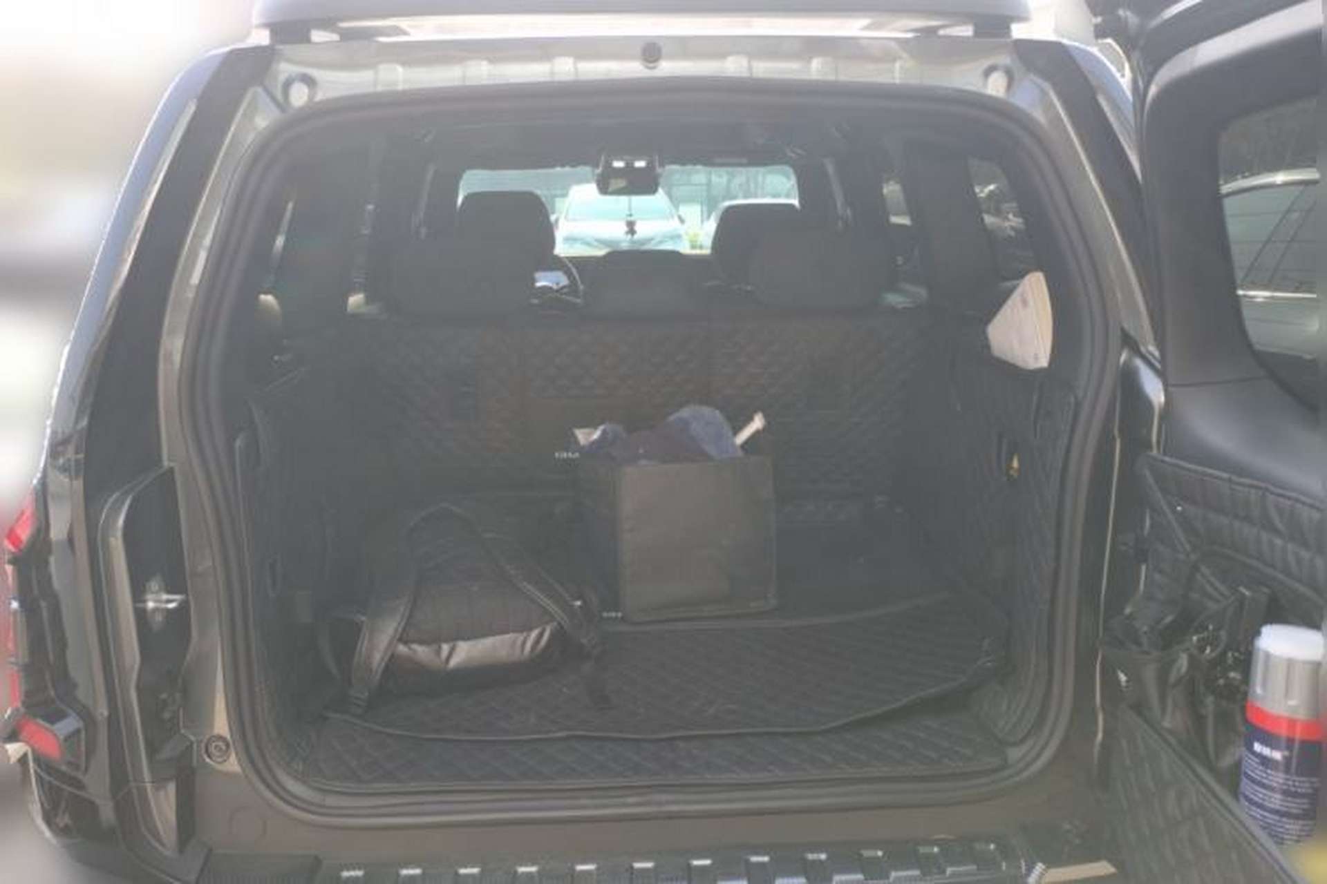 Used Deepal G318 2024 Four-Wheel-Drive Air Suspension Model Trunk