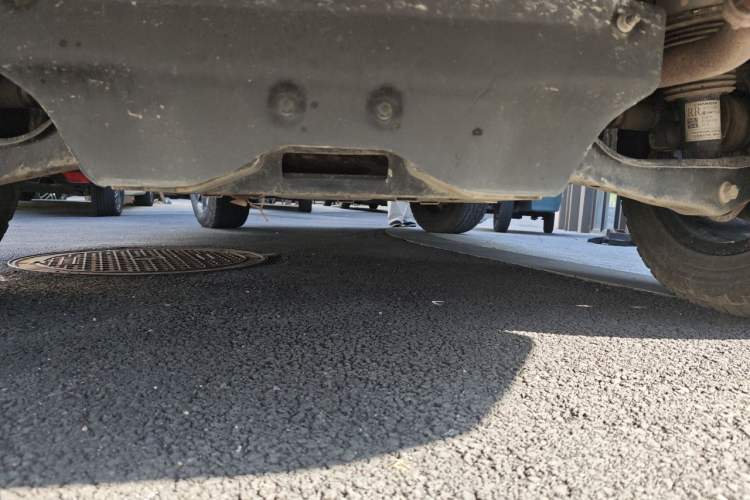 Used Deepal G318 2024 Four-Wheel-Drive Air Suspension Model Chassis Rear