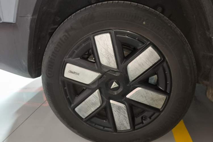 Used Deepal G318 2024 Two-Wheel Drive Air Suspension Version Exterior 5