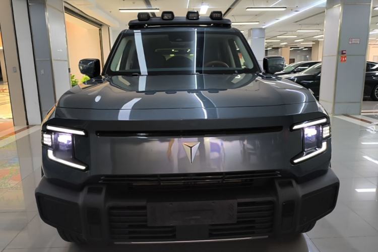 Used Deepal G318 2024 Four-Wheel-Drive Air Suspension Model Front